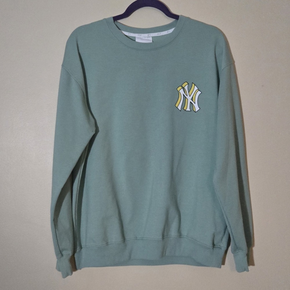 MLB Korea New York Yankees MLB Like Crewneck Sweatshirt Large Sage Green Overfit
